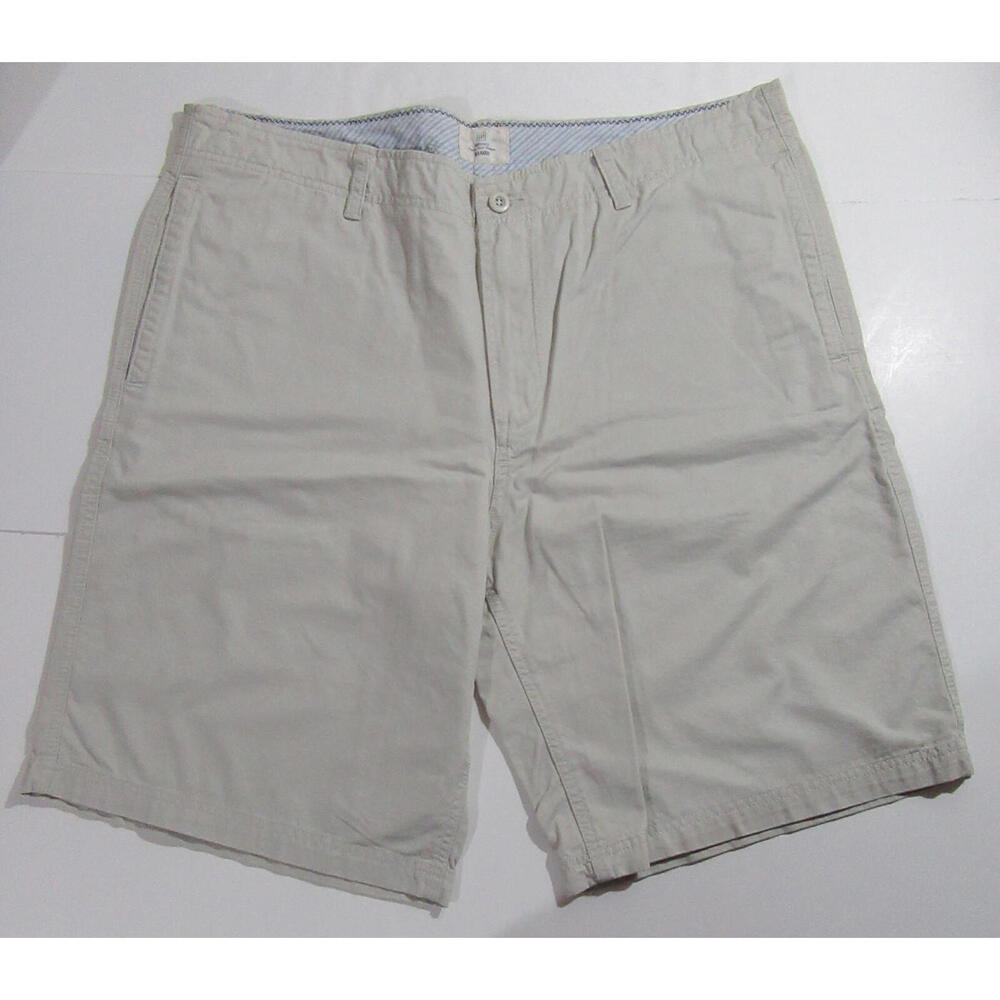 Gap Mens Y2K Relaxed Flat Front Khaki Shorts Beige Size 40 NWT